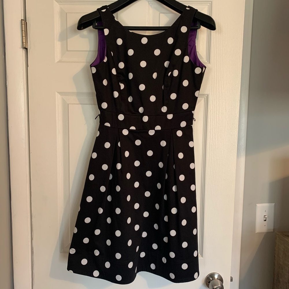 Dress polka dot!